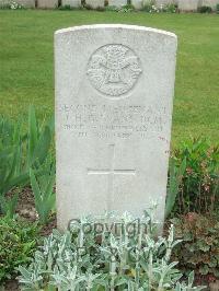 Bethune Town Cemetery - Evans, J H G